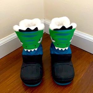 Cat&Jack Dino 🦖 Snow Boots